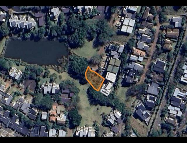 660M² VACANT LAND FOR SALE IN PALM LAKES ESTATE